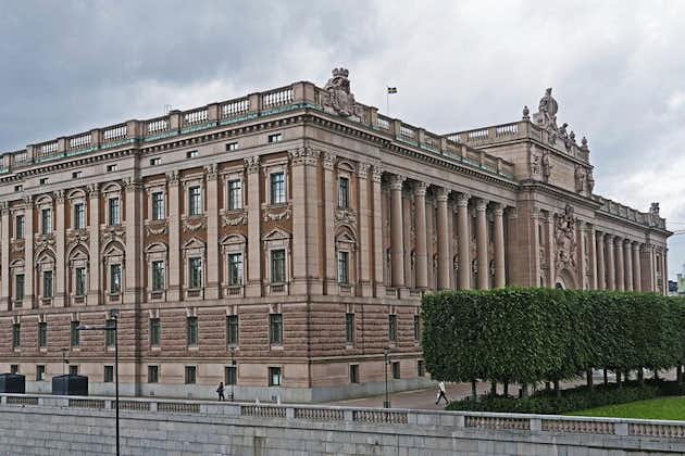 Visite autoguidée du mystère du meurtre à Stockholm par le palais royal