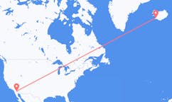 Fly fra byen El Centro, USA til byen Reykjavik, Island