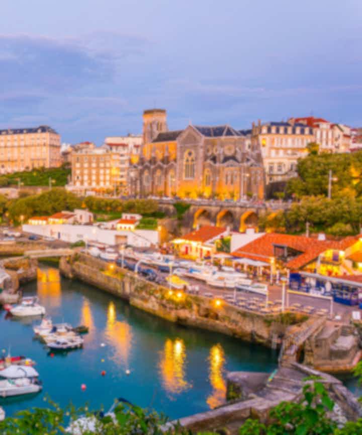 Flights from the city of Reykjavik, Iceland to the city of Biarritz, France