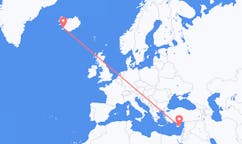 航班从冰岛雷克雅维克市到拉纳卡市，塞浦路斯塞尔