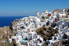 Santorini Highlights and Venetian Castles Small-Group Day Tour