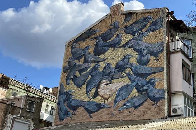 Privat gatekunsttur med lokal guide - Beste av Kiev-veggmalerier