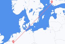 Vluchten van Maastricht, Nederland naar Turku, Finland