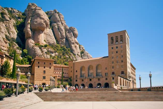 Tour door Barcelona en Montserrat inclusief directe toegang tot Park Güell