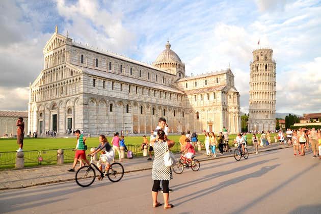 Pisa Guided Walking Tour and Leaning Tower Tickets