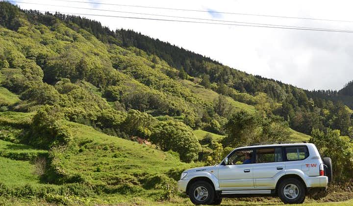 Half-Day Jeep Tour from Ponta Delgada to Sete Cidades