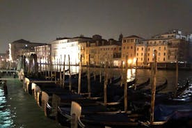Tour privato a piedi serale di Venice Legends & Ghosts
