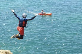 CLIFF JUMPING-tour - Coasteering in Albufeira