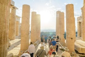 Akropolis-monumentteja ja Parthenon-kävelykierros ja Akropolis-museo