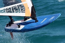 Dynamisk windsurfing i Tarifa