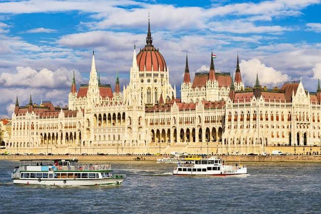 Tour privado de 4 horas por la ciudad de Budapest en primera clase