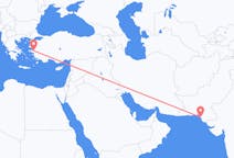 Flyrejser fra Karachi til Izmir