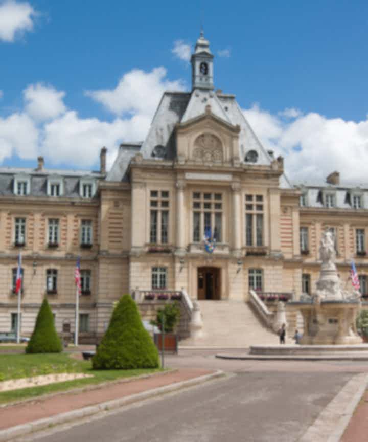 Hotels & places to stay in Evreux, France