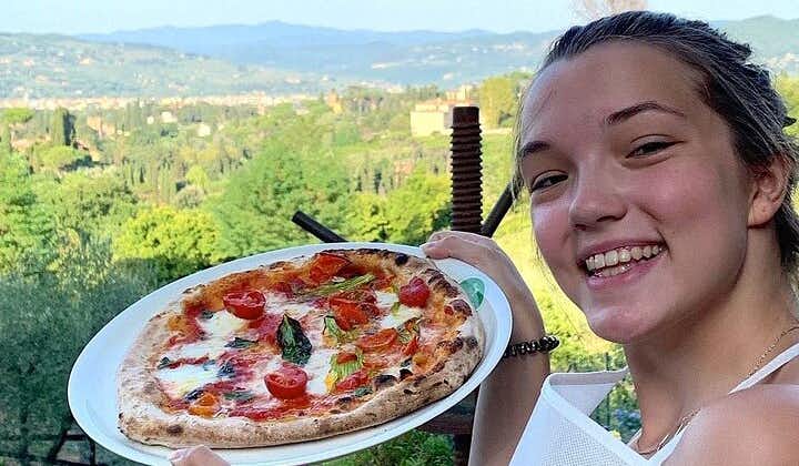 Clase de cocina de pizza y gelato en una granja toscana desde Florencia