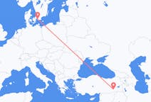 出发地 瑞典从 马尔默目的地 土耳其巴特曼的航班