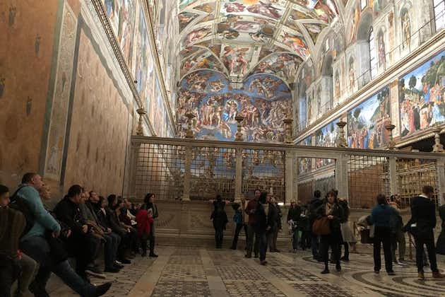 Early Vatican Museums with priority access to the Sistine Chapel