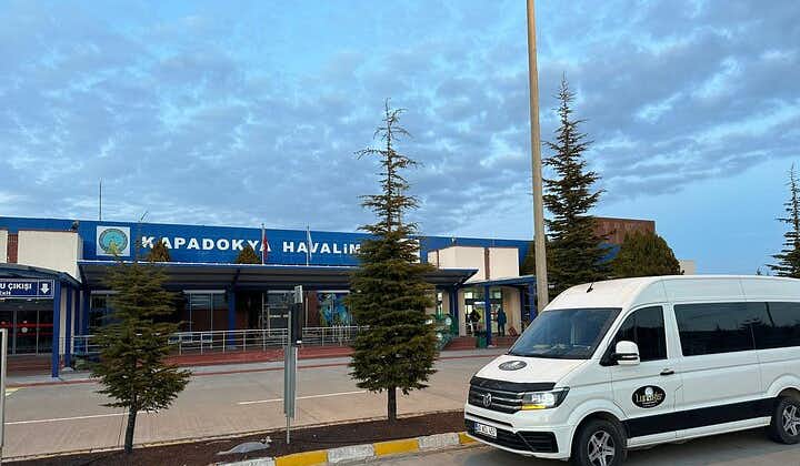 Gruppetransport fra Kayseri, Nevşehir Lufthavn til Cappadocia-hoteller