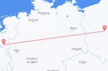 Flyg från Poznan, Polen till Eindhoven, Nederländerna