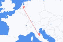 Flyg från Eindhoven, Nederländerna till Perugia, Italien