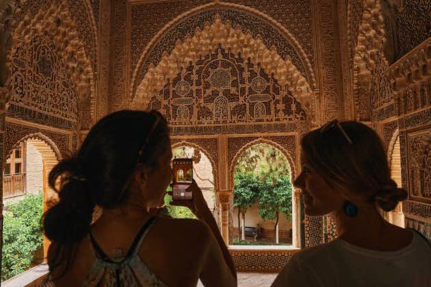 Visita guiada a Alhambra y Generalife sin colas 