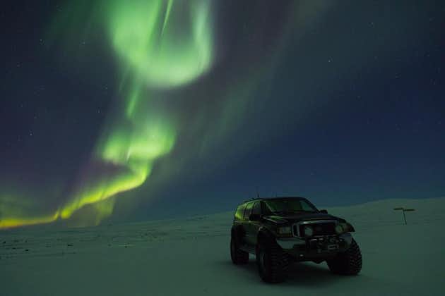 Privat tur / Aurora Hunt - Northern Lights Super Jeep Tour