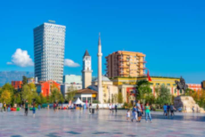 Circuits et billets à Tirana, Albanie