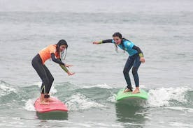 Surfing lektion | Porto: Surflektion i lille gruppe med transport