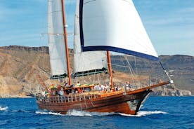 Fuerteventura: Aphrodite Exclusive Gulet with Food and Drinks
