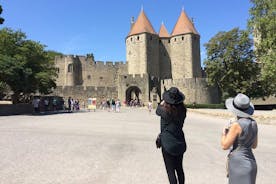 Cité de Carcassonnen opastettu kävelykierros. Yksityinen kiertue.