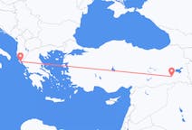Vluchten van Sierlijk, Turkije naar Korfoe, Griekenland