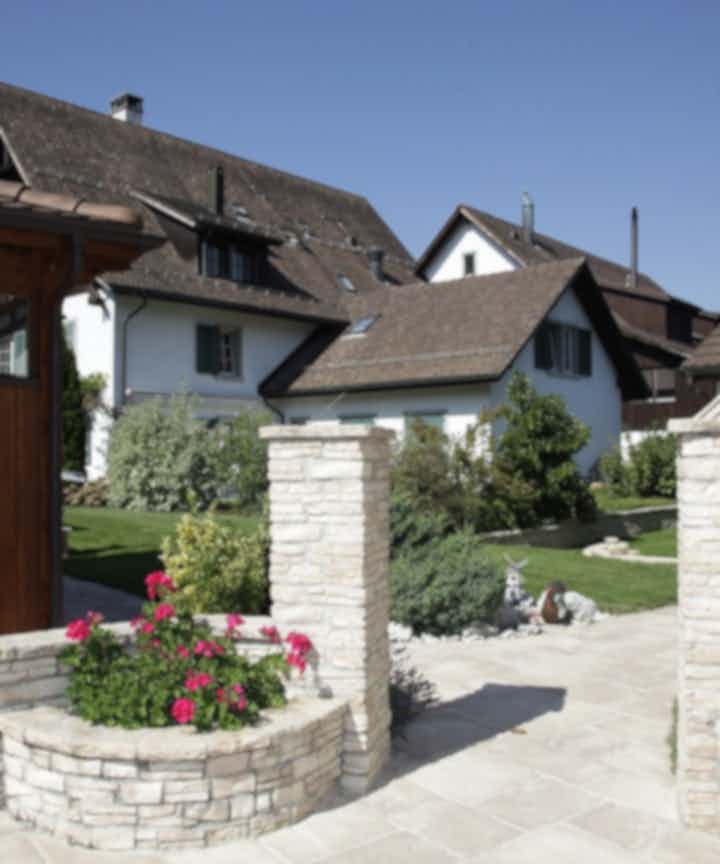 Estate car rental in Rümlang, Switzerland