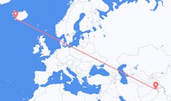 航班从巴基斯坦伊斯兰堡市到雷克雅维克市，冰岛塞尔