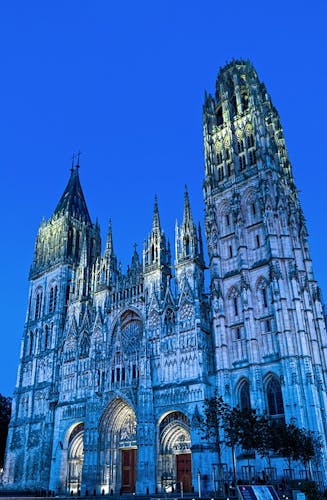 Photo of Rouen, France by Hervé Lagrange
