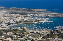 Flyg från Lampedusa, Italien till Europa