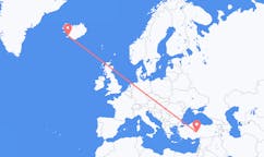 航班从冰岛雷克雅维克市到内夫谢希尔市，土耳其塞尔