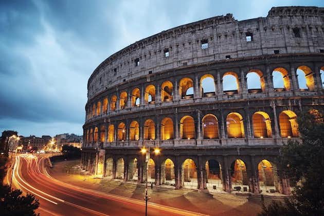 Trasferimento da Roma alla Costiera Amalfitana con 2 ore di sosta a Pompei (1-8 PAX)