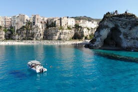 excursion en bateau privé avec skipper de Tropea à Capo Vaticano