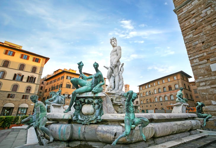 Photo of Fountain of Neptune in Florence in early morning.