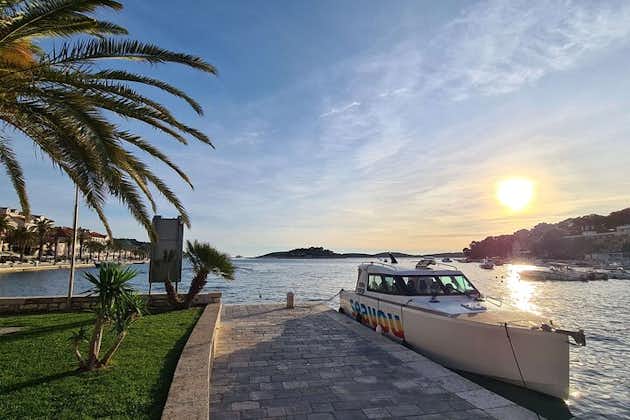 Privat luksusbådtur for 12 fra Split, Brac, Trogir, Hvar