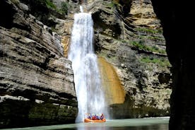 Rafting in den Osumi-Canyons, Skrapar mit Mittagessen (ARG)