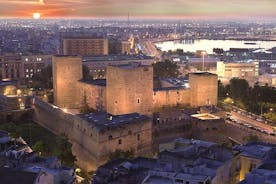 バーリの要塞のツアー：街の防衛とその歴史