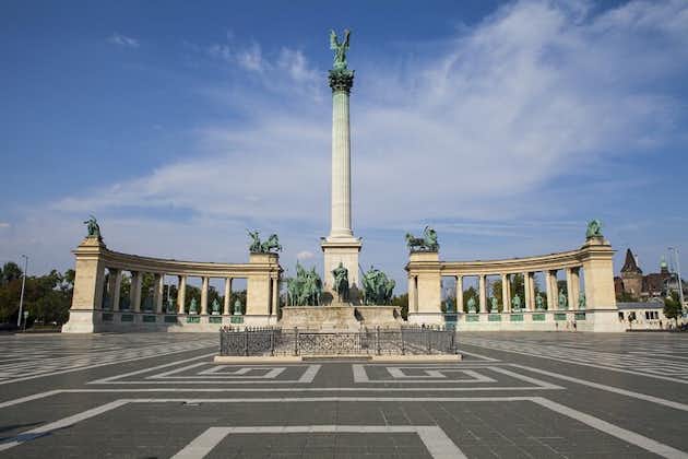 Budapest: tour a piedi senza guida del parco cittadino
