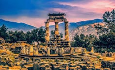 Tour storici a Delfi, Grecia