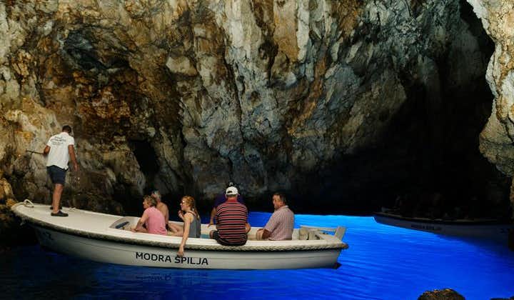 Excursión en grupo a la cueva azul y las islas Pakleni desde Hvar