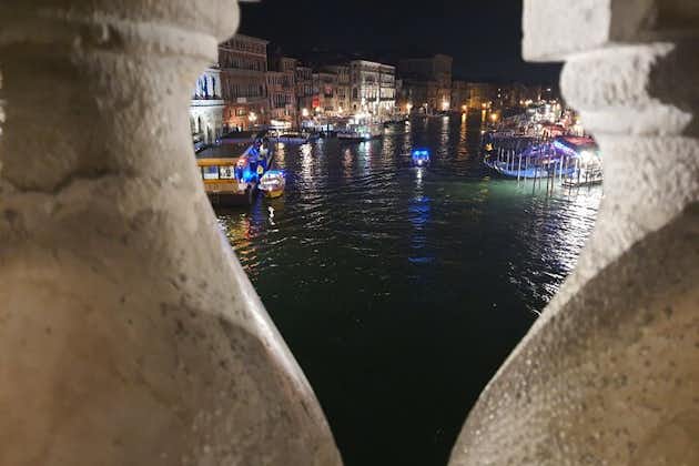 夜间威尼斯小团体游，当地专家导游