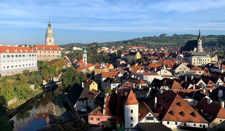 3-hour city tour in Český Krumlov with old town, castle and castle park