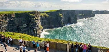 Cliffs of Moher, Burren och Wild Atlantic Way dagstur från Galway City