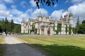 Privat Balmoral Glamis Dunnottar Castles Tour från Aberdeen