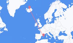 航班从西班牙梅诺卡岛市到阿克雷里市，冰岛塞尔