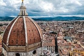Exclusive Private Guided Tour through the Architecture of Florence with a Local